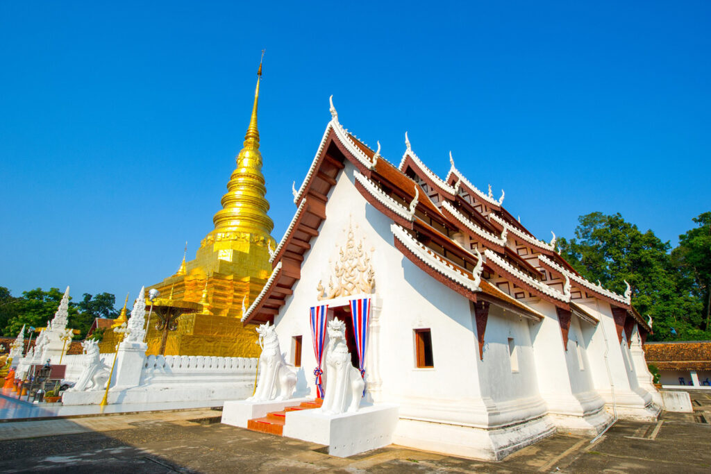 พระธาตุแช่แห้ง จังหวัดน่าน